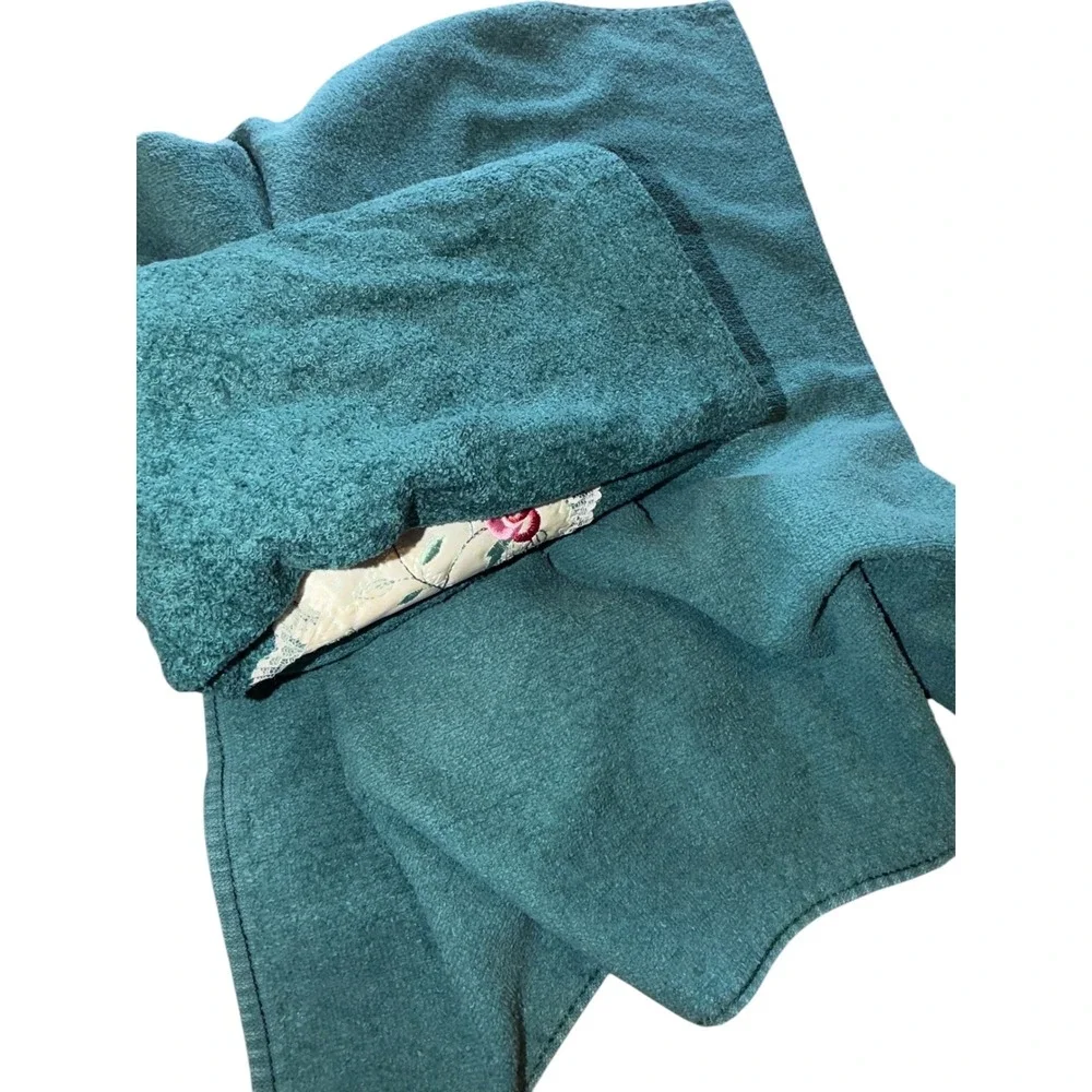 Vintage Cannon Cotton Bath Towel Set Green Heart Lace Appliqué 4 Pc Cottage USA